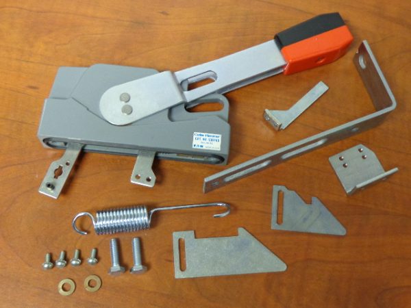 C361H3: HANDLE OPERATOR, CUTLER HAMMER