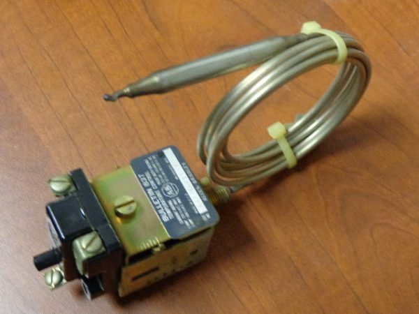 837-A61X15A: TEMPERATURE SWITCH, ALLEN BRADLEY