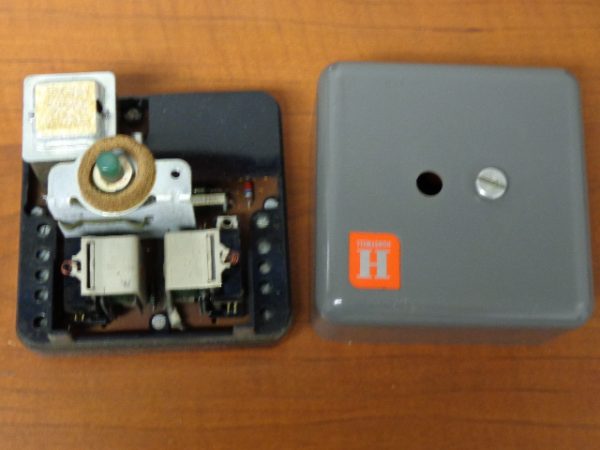 RA890F-1510: PROTECTOR RELAY CONROLLER, HONEYWELL