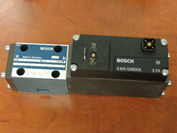 0-811-404-036: BOSCH, CONTROL VALVE