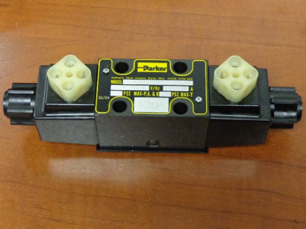 D1VW020DNYW: PARKER 82 DIRECTIONAL CONTROL VALVE, PARKER-HANNIFIN