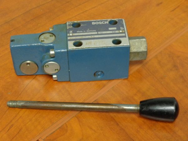 081WV06P1V7002GD0: DO3 DIRECTIONAL VALVE, BOSCH