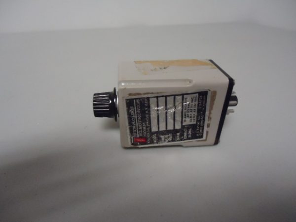 TNR00305, SYRACUSE ELECTRONICS, TIME DELAY RELAY, 8 PIN, 115VAC, 15 SECS, USED
