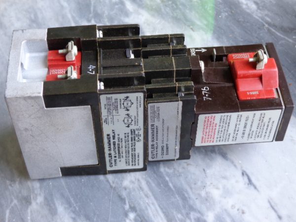 D23MR602: CUTLER HAMMER TYPE M LATCHING RELAY