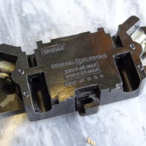 GENERAL ELECTRIC CR205X  AUXILIARY 45AMP, 600VOLT CR205X-100D