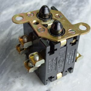 CR2940U203:GENERAL ELECTRIC PUSH BUTTON CONTACT BLOCK CR2940U203,GENERAL ELECTRIC