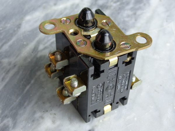 CR2940U203:GENERAL ELECTRIC PUSH BUTTON CONTACT BLOCK CR2940U203,GENERAL ELECTRIC