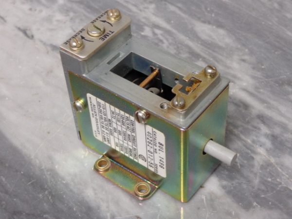 40562-012-56:ALLEN BRADLEY TIMING MECHINISM 40562-012-56,ALLEN BRADLEY