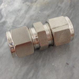 6SC6:PARKER A-LOK FITTING 6SC6 3/8 UNION,PARKER