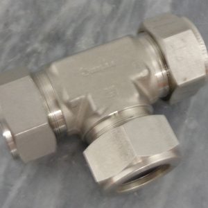 SS-1610-3:SWAGELOK FITTING SS-1610-3 1" UNION TEE,SWAGELOK