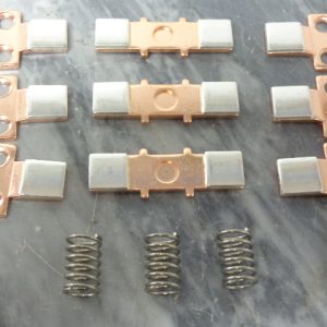 6-26-2: CUTLER-HAMMER, OEM 3 POLE CONTACT KIT, CITATION LINE SERIES A1 / FREEDOM LINE SERIES B1, NEMA SIZE 4, FOR CONTACTORS & STARTERS.