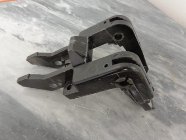 C5-1015-103-50:SQUARE D ARM C5-1015-103-50,SQUARE D