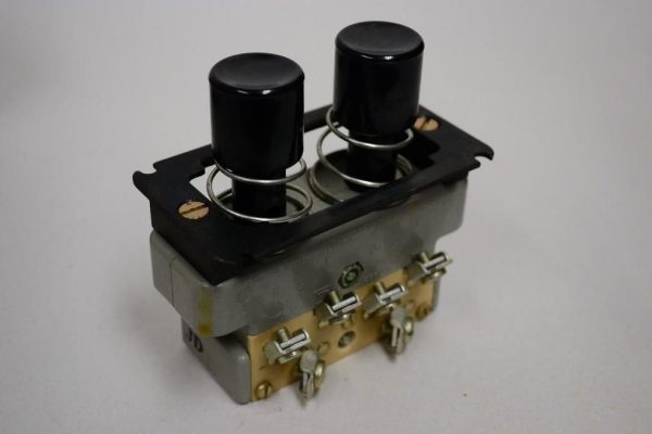 9001-UO1:SQUARE D 5 SPEED PUSH BUTTON UNIT 9001-UO1,SQUARE D