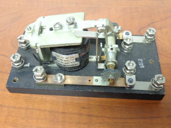 A85XBX102: STRUTHERS DUNN RELAY