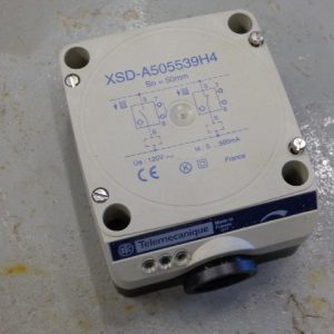 XSDA505539H4:TELEMECANIQUE INDUCTIVE PROXIMITY SWITCH XSDA505539H4,TELEMECANIQUE