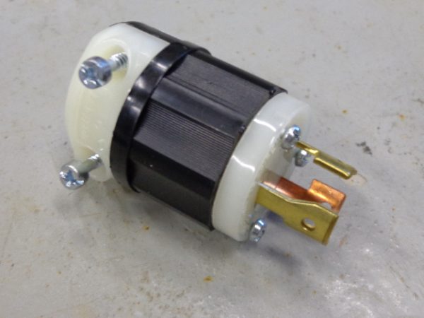 7567-C, LEVITON, GROUNDING PLUG, LOCKING, 3 POLE, 3 WIRE, BLACK