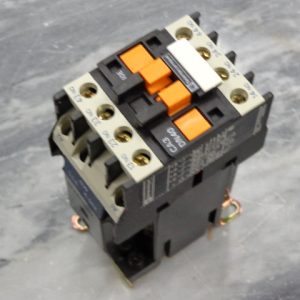 CA3DN40MD:TELEMECANIQUE CONTROL RELAY, TELEMECANIQUE