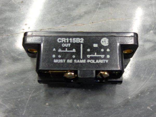 CR115B2: GENERAL ELECTRIC, PRECISION SNAP-ACTING SWITCH, BASIC SWITCH