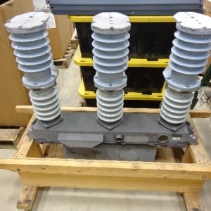3072X0010-675:JOSLYN CLARK HIGH VOLTAGE VACUUM SWITCH 3072X0010-675,JOSLYN CLARK