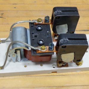 HC59312-107: HUBBELL, SIZE 1 CONTACTOR TYPE 5210. 550 VDC, 15 AMP. COIL 230/275 VOLT 68014-008