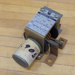 9055-A0173R: SQUARE D TIME DELAY DASHPOT RELAY 9055-A0173R,SQUARE D