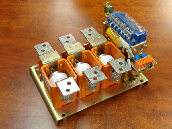 CKJ5-630A:VACUUM CONTACTOR CKJ5-630A,