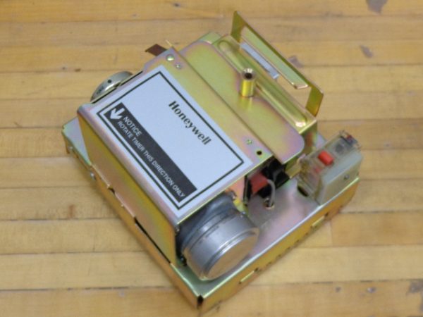 R4140G-1171:HONEYWELL PROGRAMMER FLAME CONTROL R4140G-1171,HONEYWELL