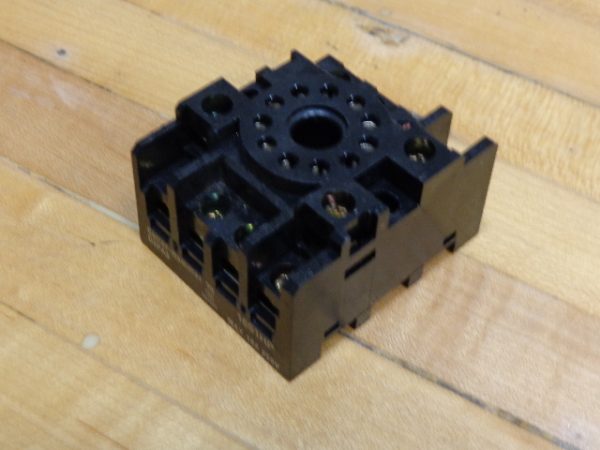 D3PA3:CUTLER HAMMER RELAY D3PA3,CUTLER HAMMER