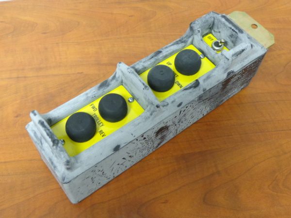 3441-7373X: SPOTTER PENDANT PUSH BUTTON STATION 4 BUTTON, CARLING