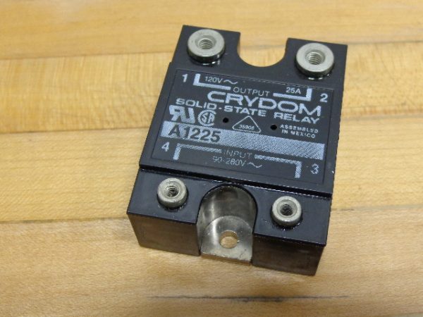 A1225 SENSATA CRYDOM SOLID STATE RELAY, 25 AMP, CONTROL 90 VAC to 280 VAC