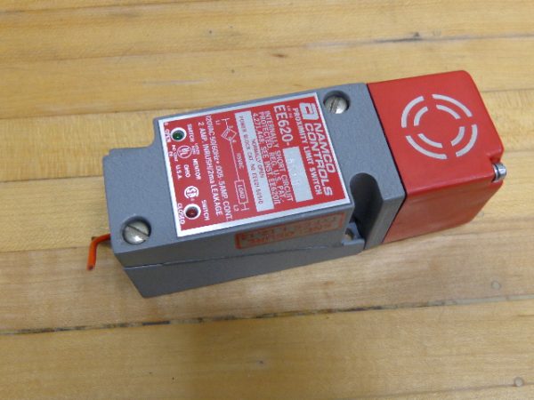 EE620-50510:NAMCO LIMIT SWITCH EE620-50510,NAMCO
