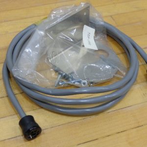 1125-426:BRACKET SCREWS HARDWARE 1125-426,