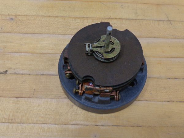 GE5339-7:GENERAL ELECTRIC DOUBLE POLE INDICATING HEATER SWITCH GE5339-7