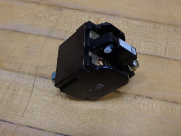 1495-G1: ALLEN-BRADLEY, AUXILIARY CONTACT SIZE 1-2, SERIES L, 600VAC, N.C., EARLY BREAK