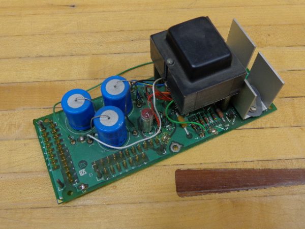 677199-004:677199-004,