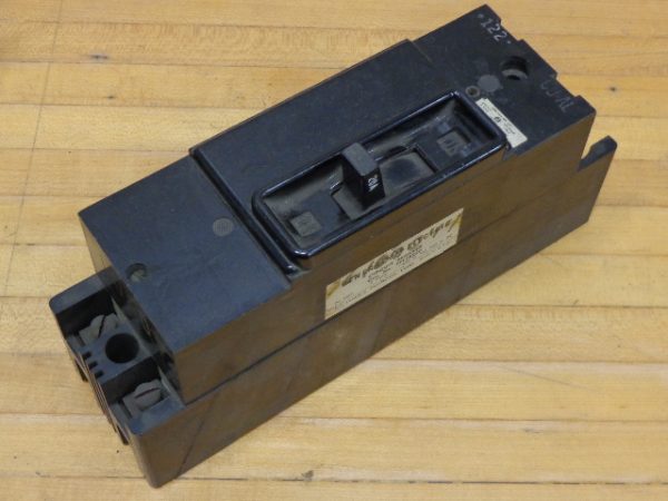 TF126020:GENERAL ELECTRIC CIRCUIT BREAKER TF126020,GENERAL ELECTRIC