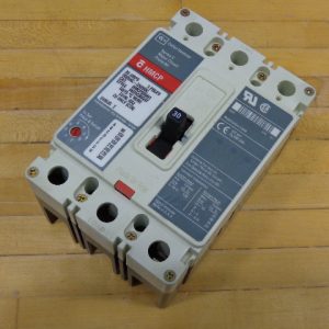 HMCP007C0C: WESTINGHOUSE, CIRCUIT BREAKER 3 POLE, 7 AMP, 600 VAC, 250 VDC, STYLE NO. 6630C87G05