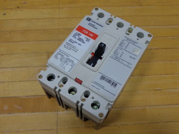 FDB3015:WESTINGHOUSE AND CUTLER HAMMER CIRCUIT BREAKER FDB3015,CUTLER HAMMER