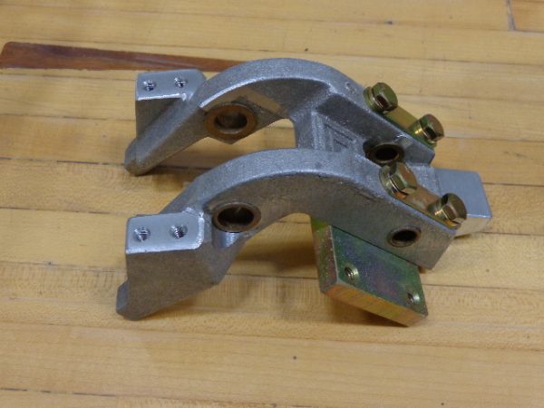 L1013A:SQUARE D BRACKET L1013A,SQUARE D