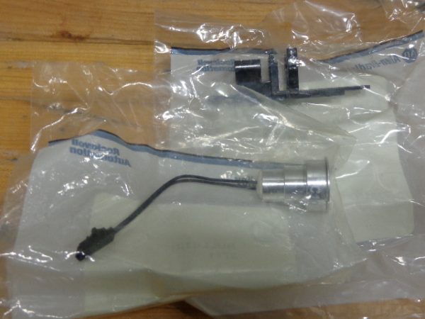 2711-NL1:ALLEN BRADLEY PANELVIEW OPERATOR TERMINAL ACCESSORY 1756-HSC,ALLEN BRADLEY