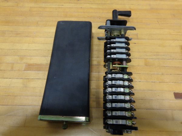 116A974G1X2:GENERAL ELECTRIC SWITCH 116A974G1X2,GENERAL ELECTRIC