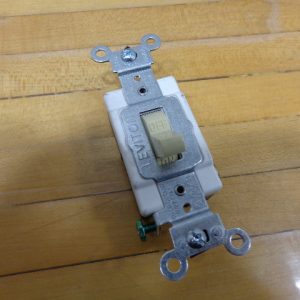 CS120-2I:LEVITON SINGLE POLE TOGGLE SWITCH CS120-2I,LEVITON