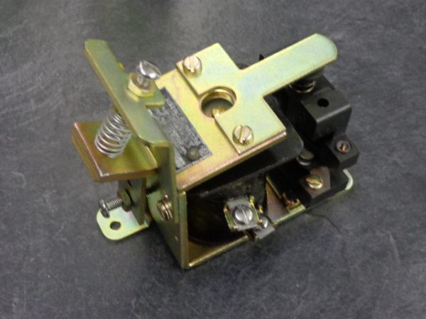 IC2820D300B12 : GENERAL ELECTRIC RELAY IC2820D300G12