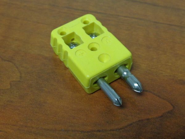 1064-K, MARLIN, 2 POLE PLUG, JAB-IN, YELLOW, FULL SIZE