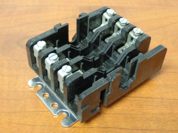 546A301G10:GENERAL ELECTRIC STATIONARY CONTACT SUPPORT ASSEMBLY  546A301G10,GENERAL ELECTRIC