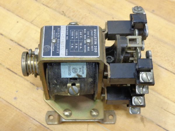 200-E400Z1:ALLEN BRADLEY PILOT HEAVY DUTY RELAY 200-E400Z1,ALLEN BRADLEY