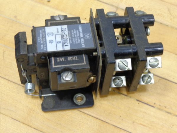 700-C220A24:ALLEN BRADLEY CONTROL RELAY 700-C220A24,ALLEN BRADLEY