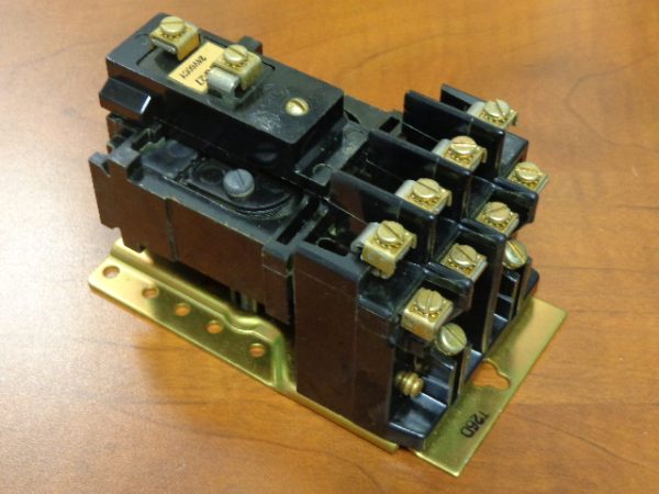 700-BR400A24:ALLEN BRADLEY AC RELAY 700-BR400A24,ALLEN BRADLEY