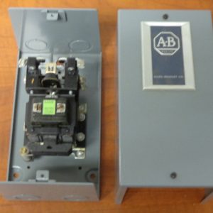 700-B30A:ALLEN BRADLEY AC RELAY 700-B30A,ALLEN BRADLEY
