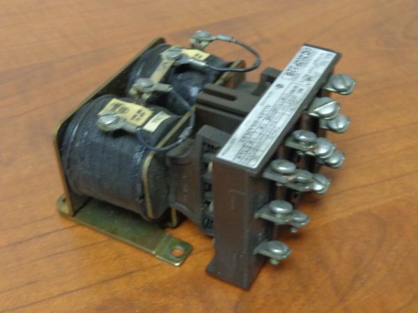 705DC-ZOZP32:ALLEN BRADLEY DC REVERSING CONTACTOR 705DC-ZOZP32,ALLEN BRADLEY